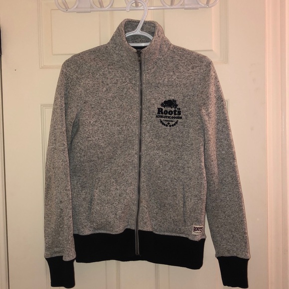 ROOTS zip-up sweater - Picture 1 of 6